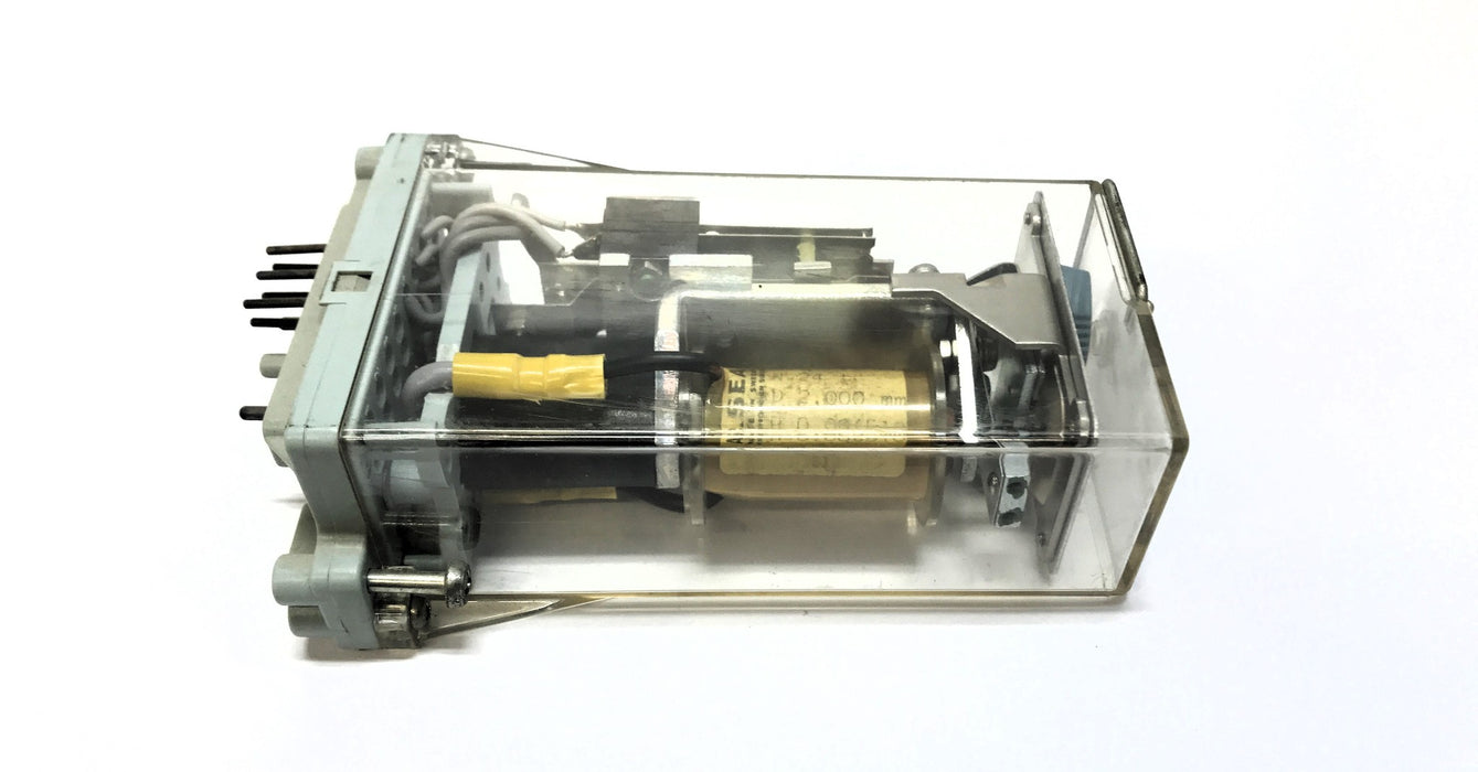 Asea Combiflex Auxiliary Relay RXIC1 (RK426235-CP) USED