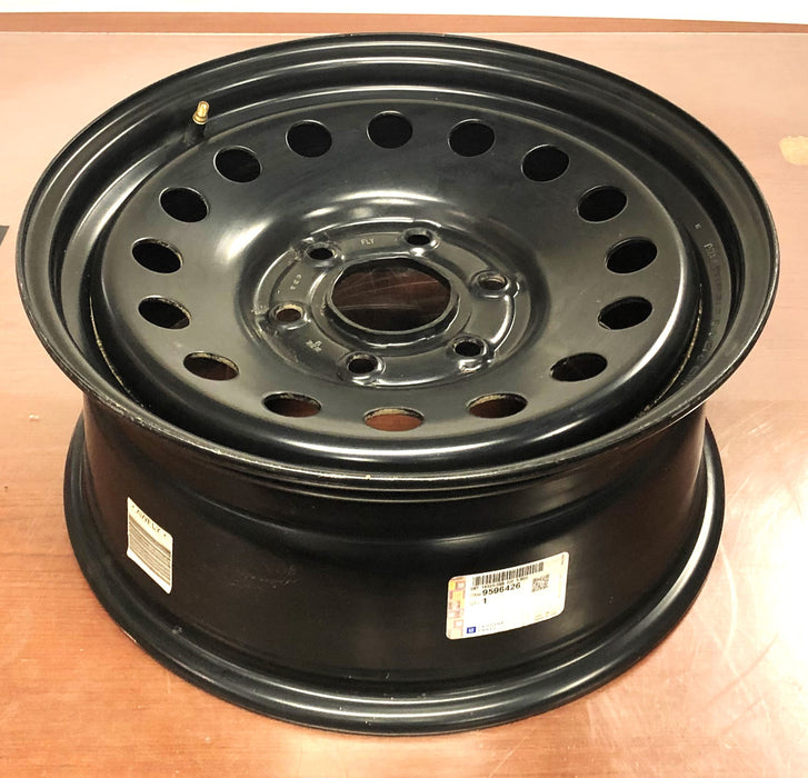 GM 17x7.5J Wheel Assembly 9596426 NOS