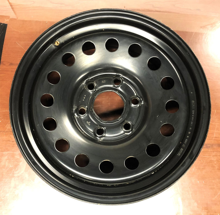 GM 17x7.5J Wheel Assembly 9596426 NOS