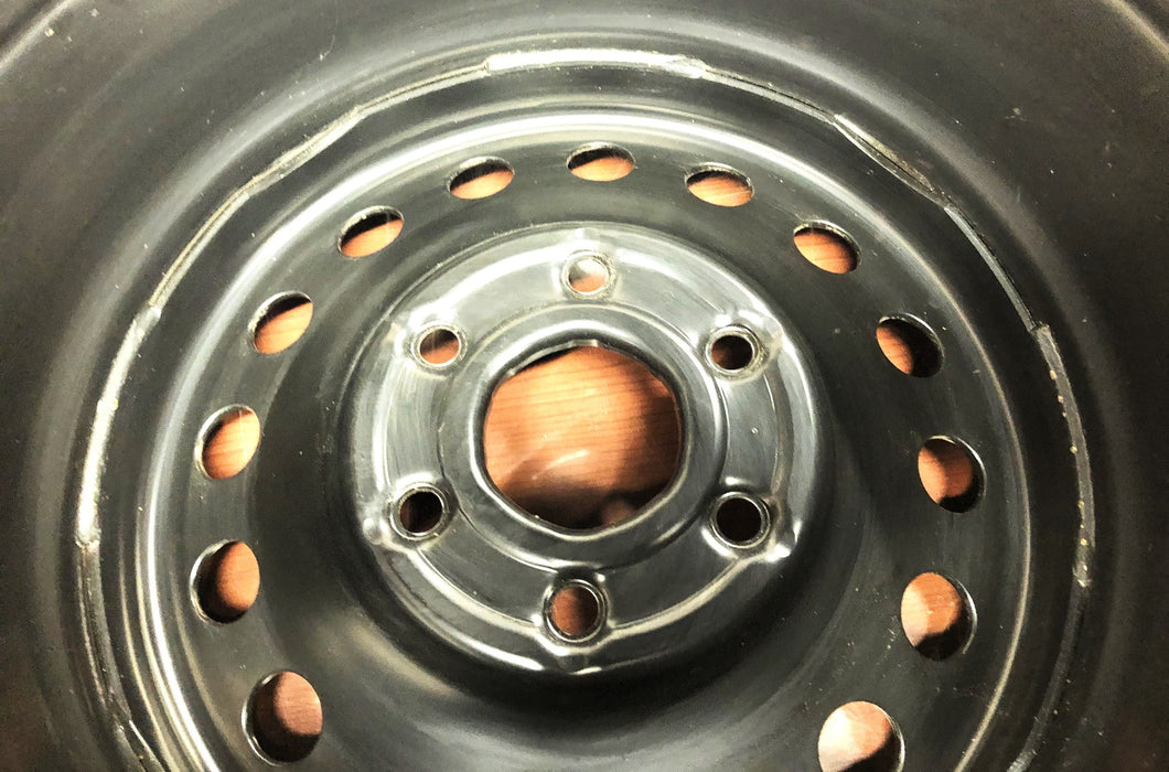 GM 17x7.5J Wheel Assembly 9596426 NOS