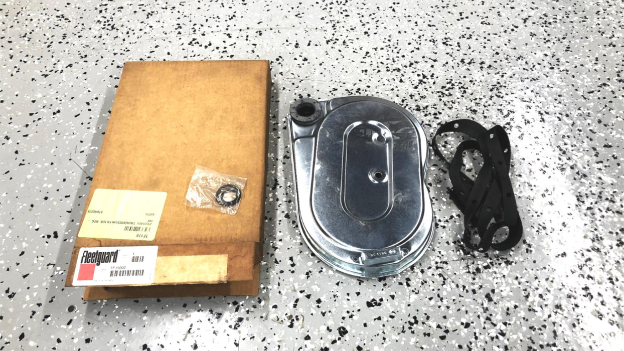 Fleetguard Automatic Transmission Filter Kit TF15002 NOS