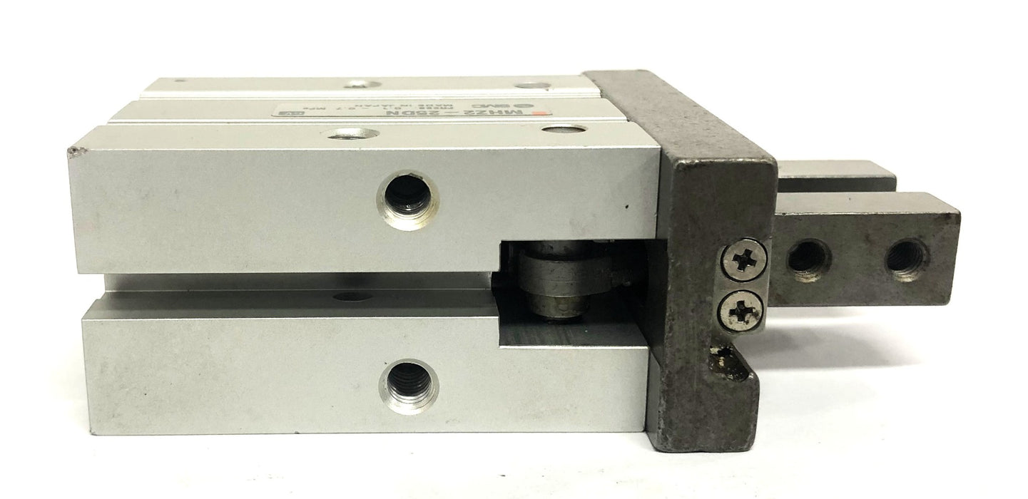 SMC 0.1-0.7 MPa Finger Cylinder MHZ2-25DN NOS