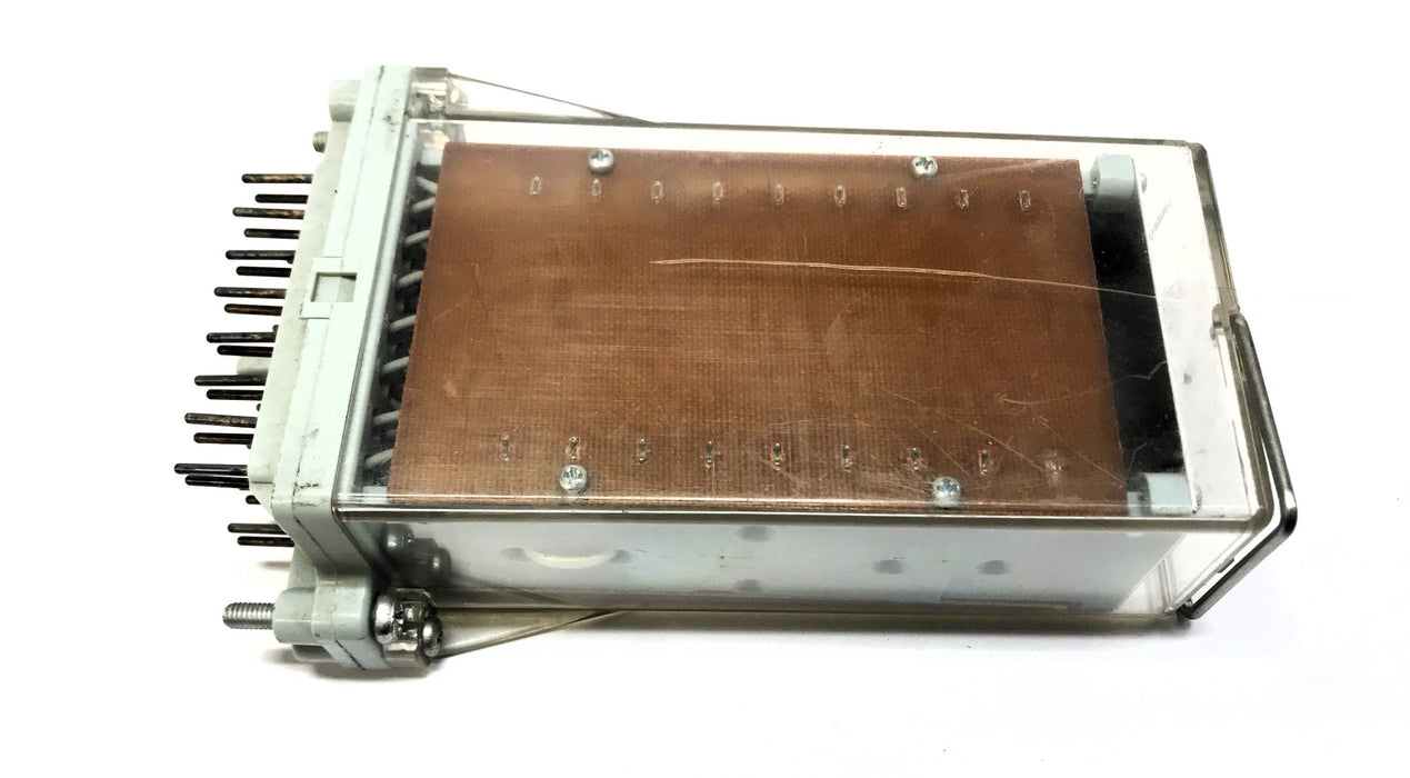 Asea Combiflex Auxiliary Relay (Small Crack in Plastic) RXTDA1 (5653 145-R) USED