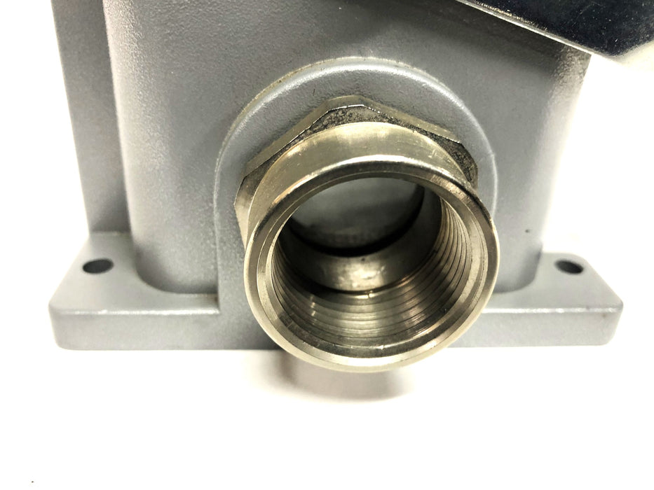 Walther 3.18x4.86 Inch ID Wall Mount Socket Housing BB548 NOS