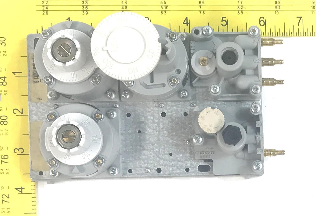 Honeywell Pneumatic Receiver Controller RP920B 1031 3 NOS