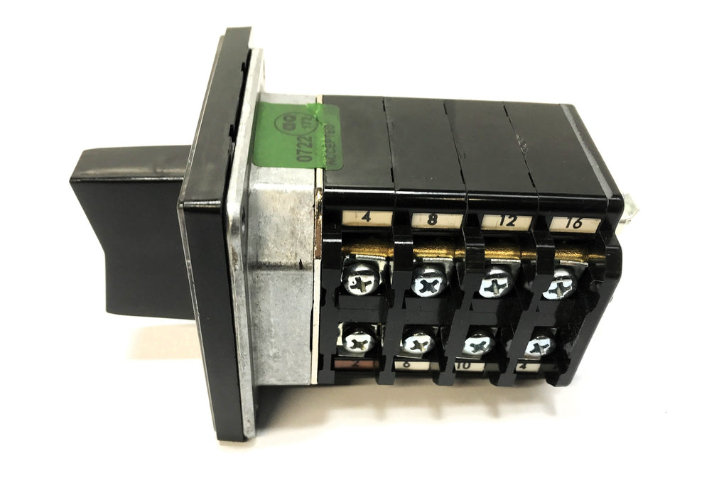 ABB 690V 25A IEC 947-3 AC 22B Rotary Switch SK 632 024-N (5283282-1) USED