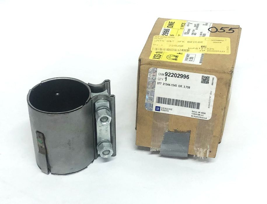 GM OEM Exhaust Clamp 92202996 NOS