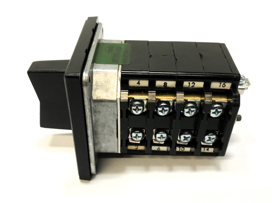 ABB 690V 25A IEC 947-3 AC 22B Rotary Switch SK 632 024-P (5283282-1) USED
