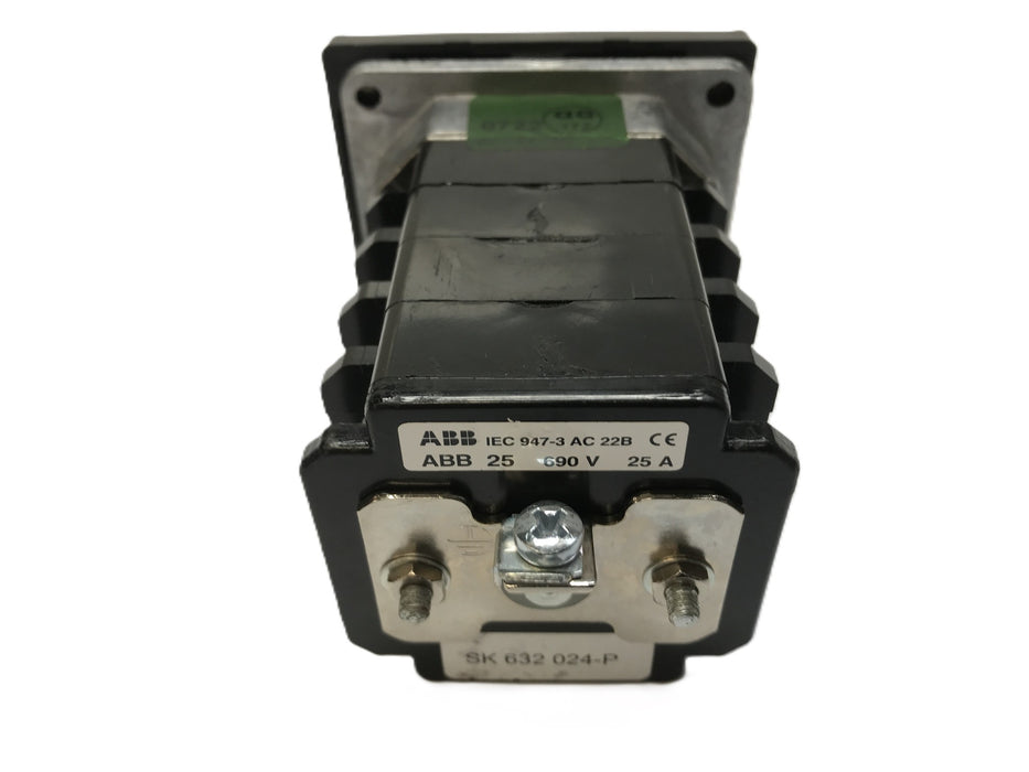 ABB 690V 25A IEC 947-3 AC 22B Rotary Switch SK 632 024-P (5283282-1) USED