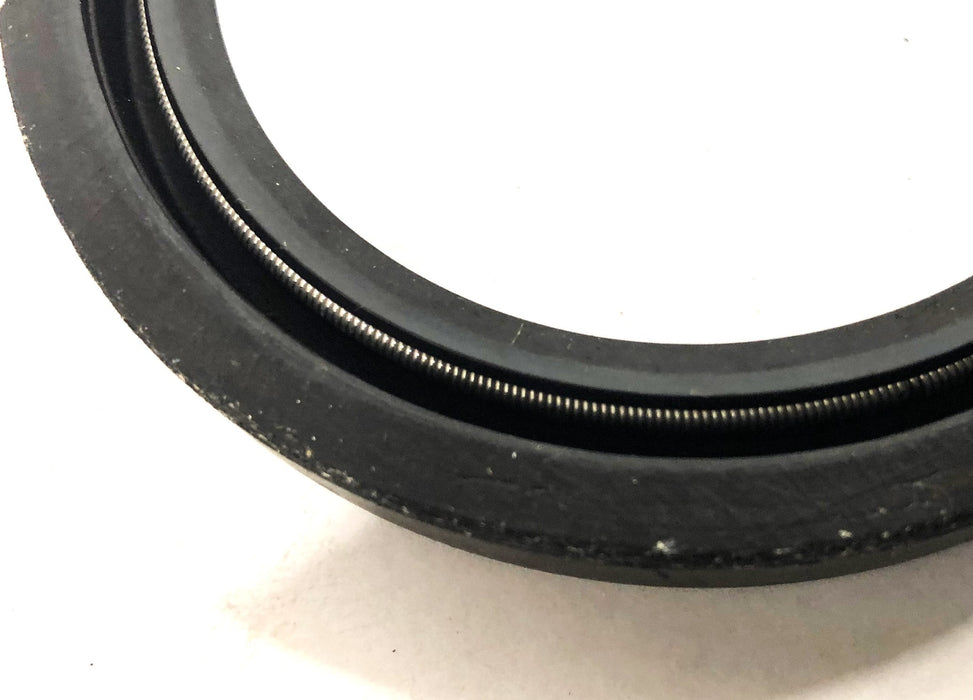 Johns-Manville 2 Piece Clipper Oil Seal Set 8863-RUP NOS