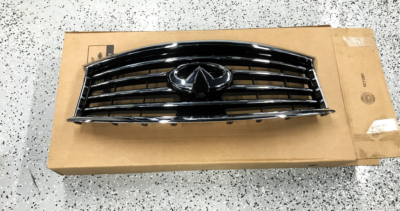 Nissan Front Grille Assembly 62310-3JA0B NOS