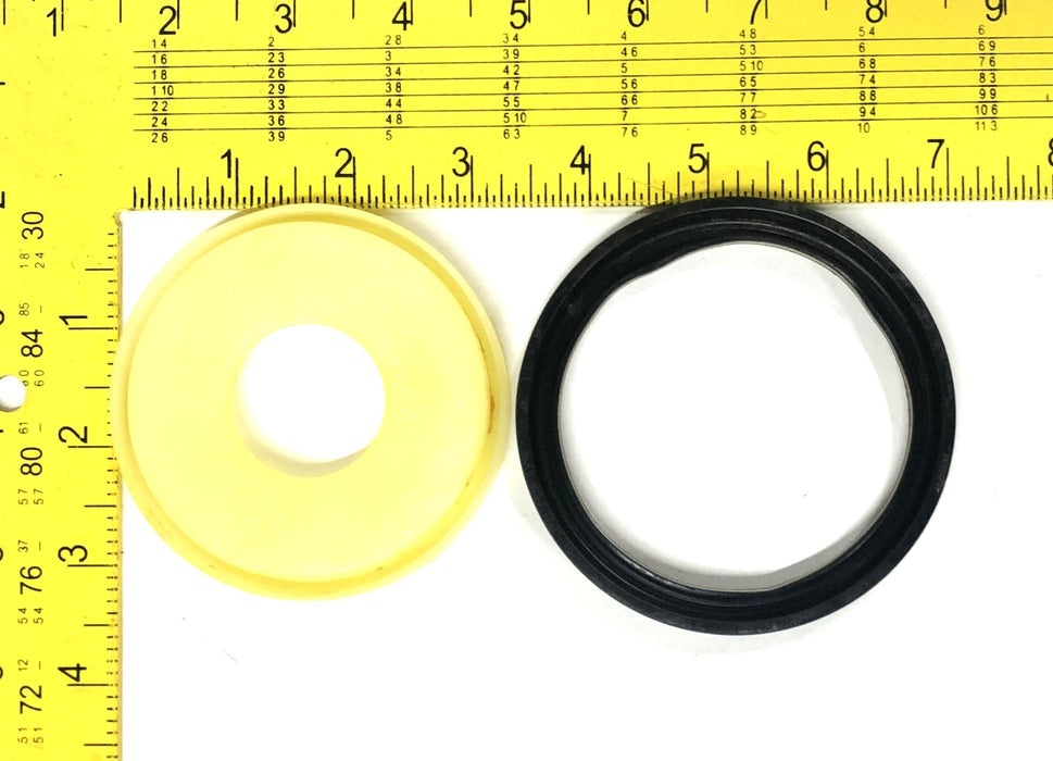 GM OEM Crankshaft Rear Oil Seal Assembly 12592195 NOS