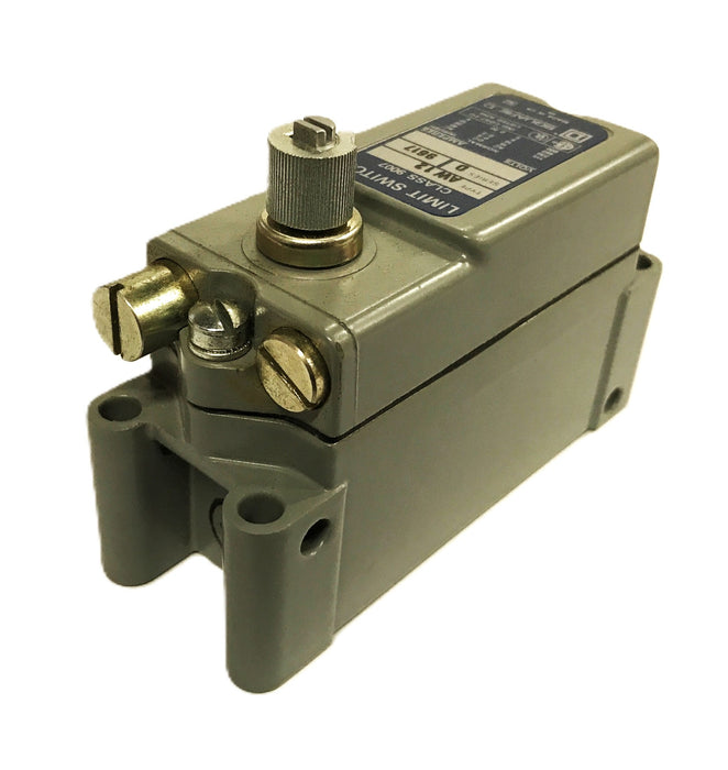 Square D Class 9007 Series D Limit Switch AW-12 (9617) NOS
