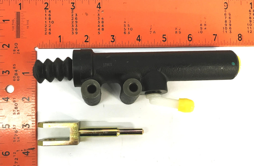Total Source Forklift Master W/push Rod Cylinder LP605-7021 NOS