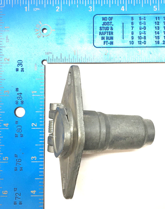 Unbranded 6-Way Trailer Wiring Socket with Concealed Terminal 11-609 NOS