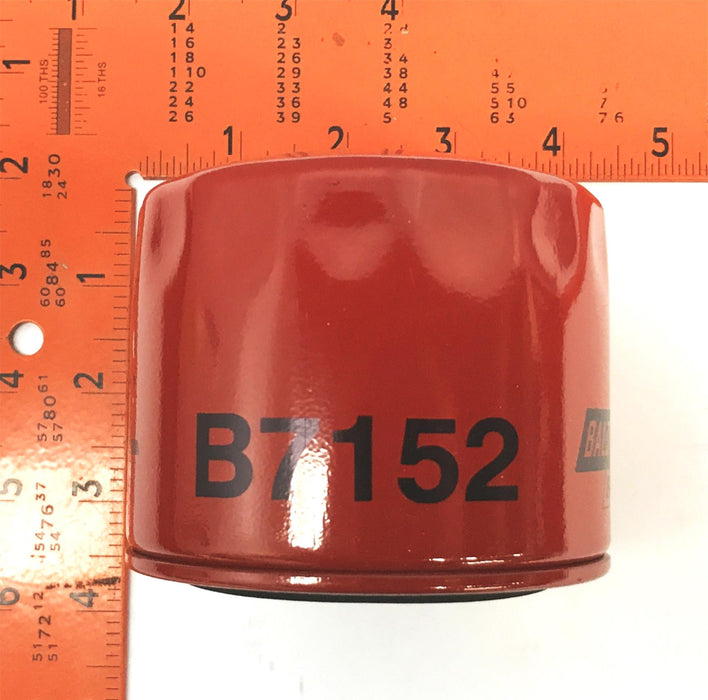Baldwin Forklift Oil Filter B-7152 [Lot of 4] NOS