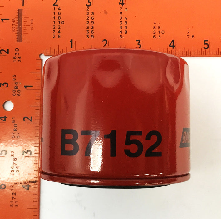 Baldwin Forklift Oil Filter B-7152 [Lot of 5] NOS