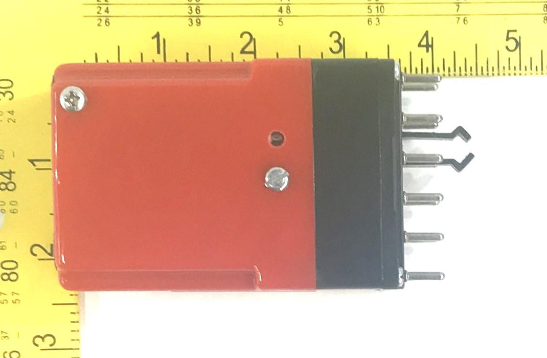 Red Lion Controls Plug-In Speed Switch PRSP-101M NOS