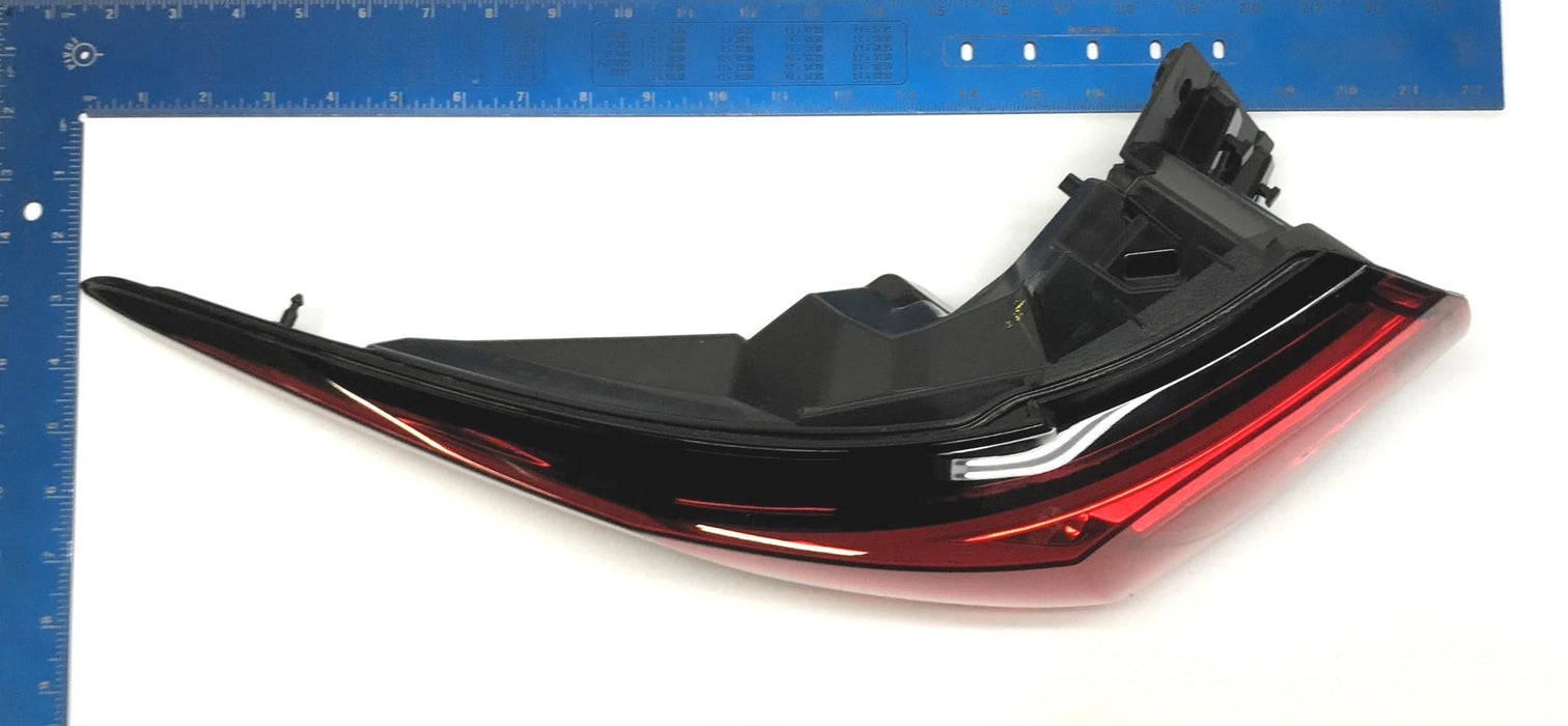 Nissan LH Rear Lamp Assembly 26555-9NC0A NOS
