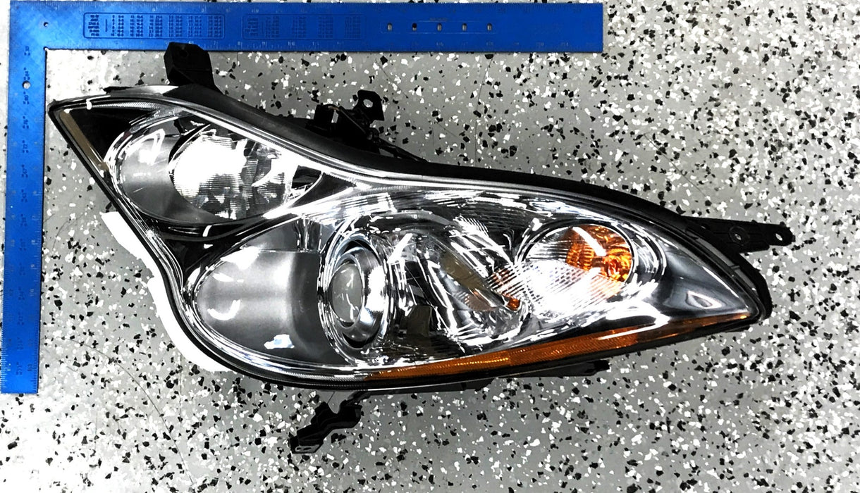 Nissan LH Lamp Assembly 26060-1BA1A NOS