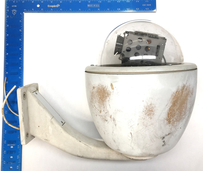 Interlogix 37X Day/Night Camera w/Enclosure and Mounting Bracket UVP-D37N NOS