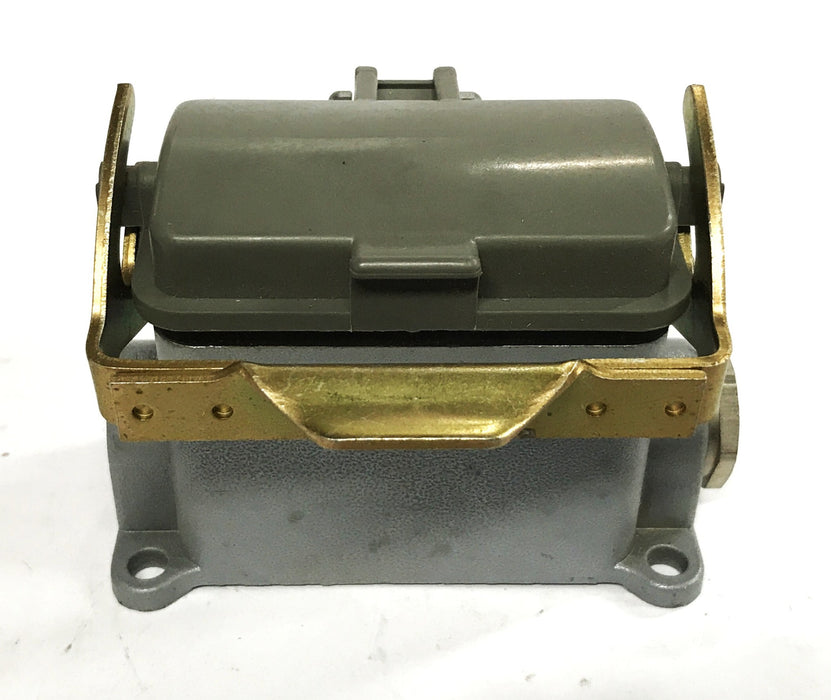 Unbranded Power Connector Housing 71-342-1028-0 NOS