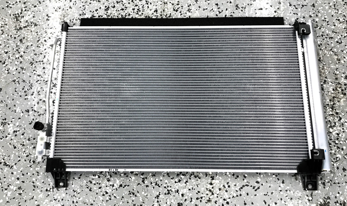 Nissan Condenser & Liquid Tank Assembly 92100-6HB0A NOS