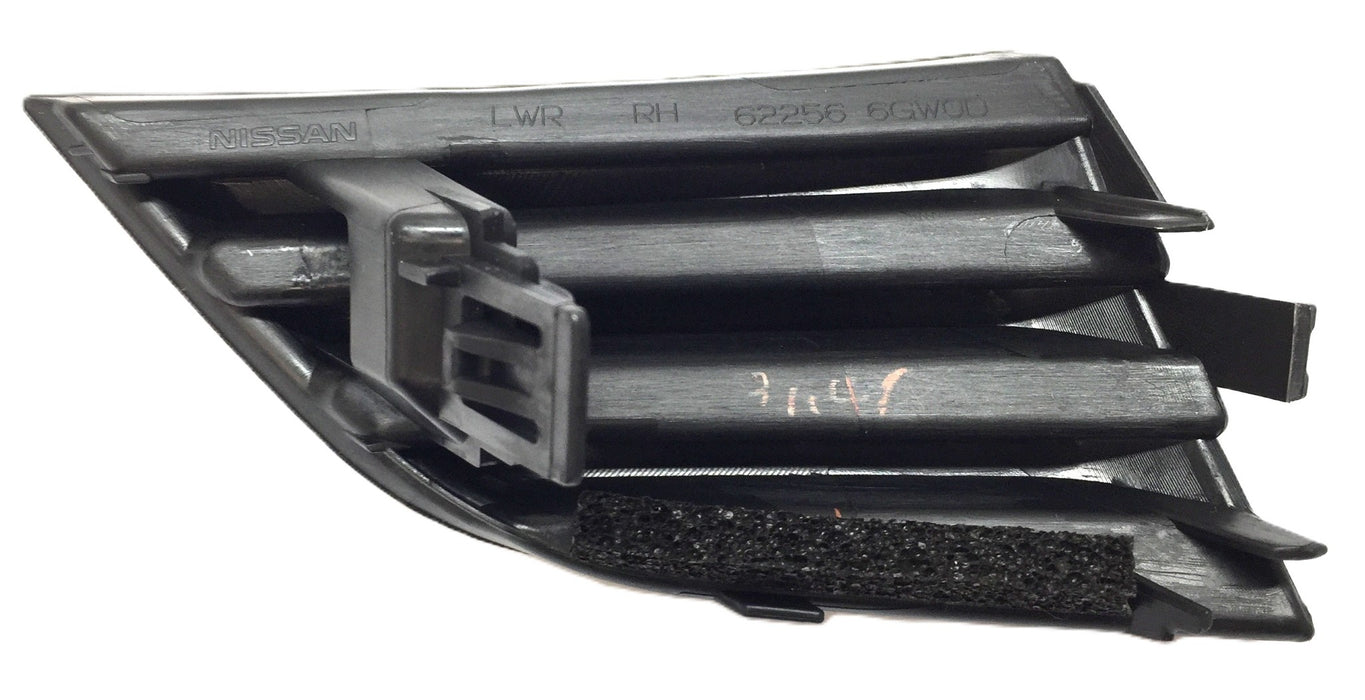 Nissan Group (RH) Fog Lamp Finisher or Bezel 62256-6GW0D NOS