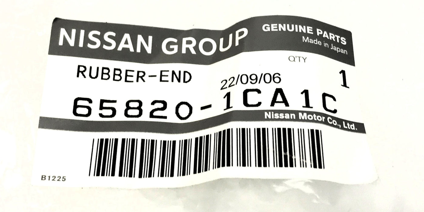 Nissan Front Hood Rubber End Seal 65820-1CA1C NOS