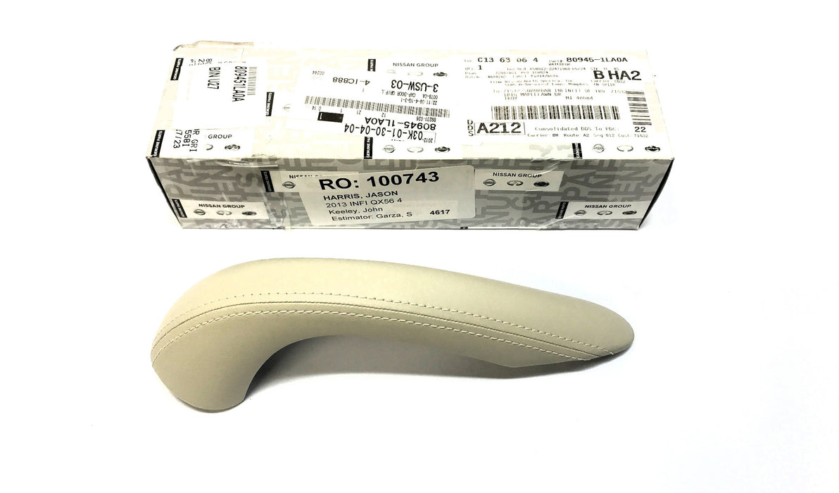 Nissan LH Front Door Grip Cap 80945-1LA0A NOS