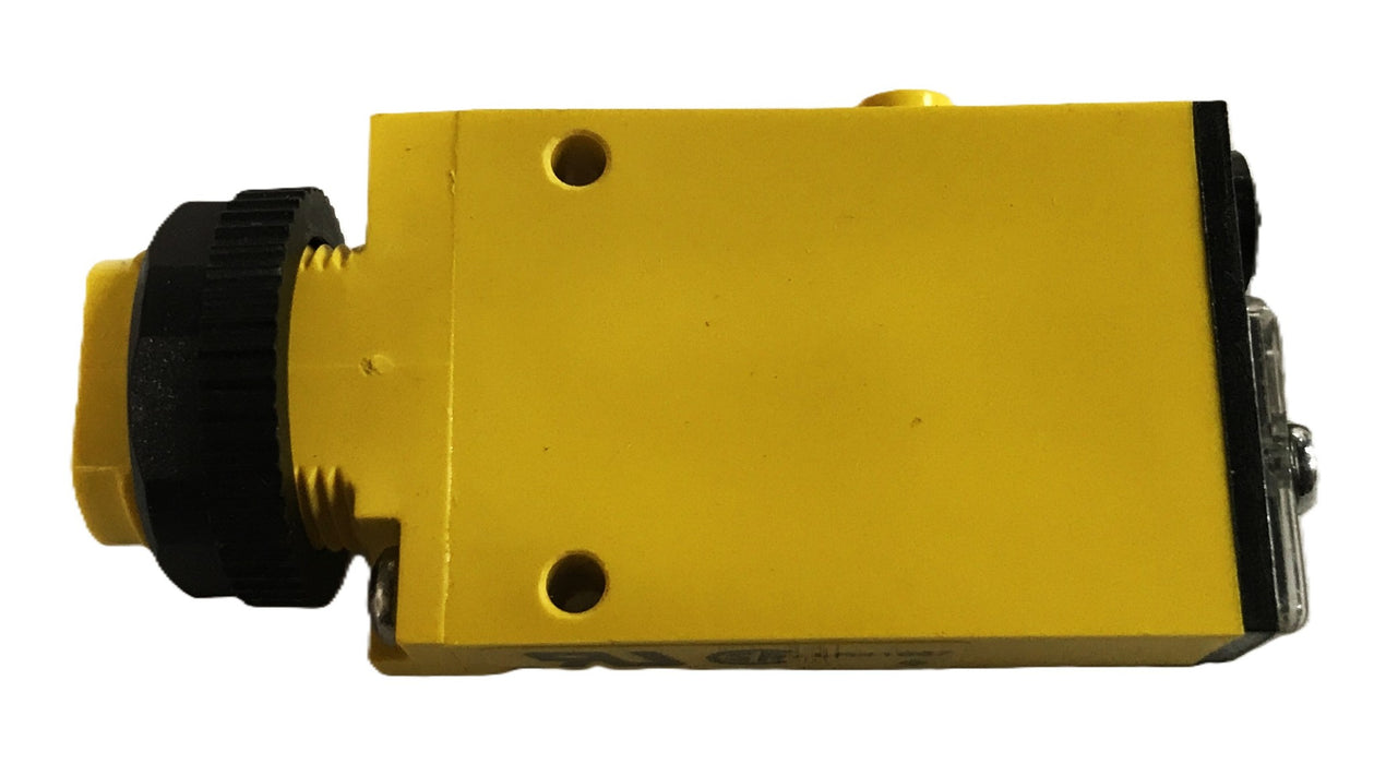 Banner Electric Photoelectric Sensor 26060 NOS