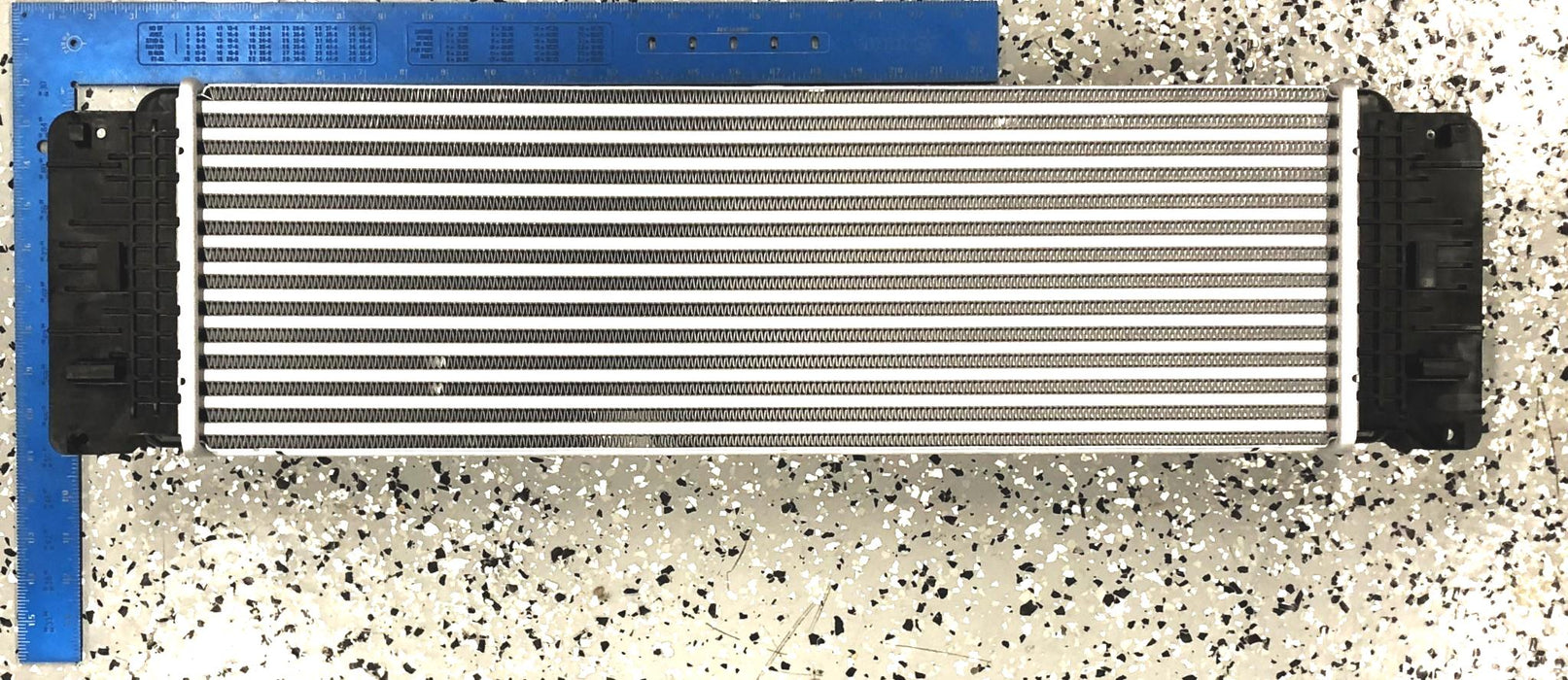 Mercedes-Benz Intercooler A9065010201 NOS