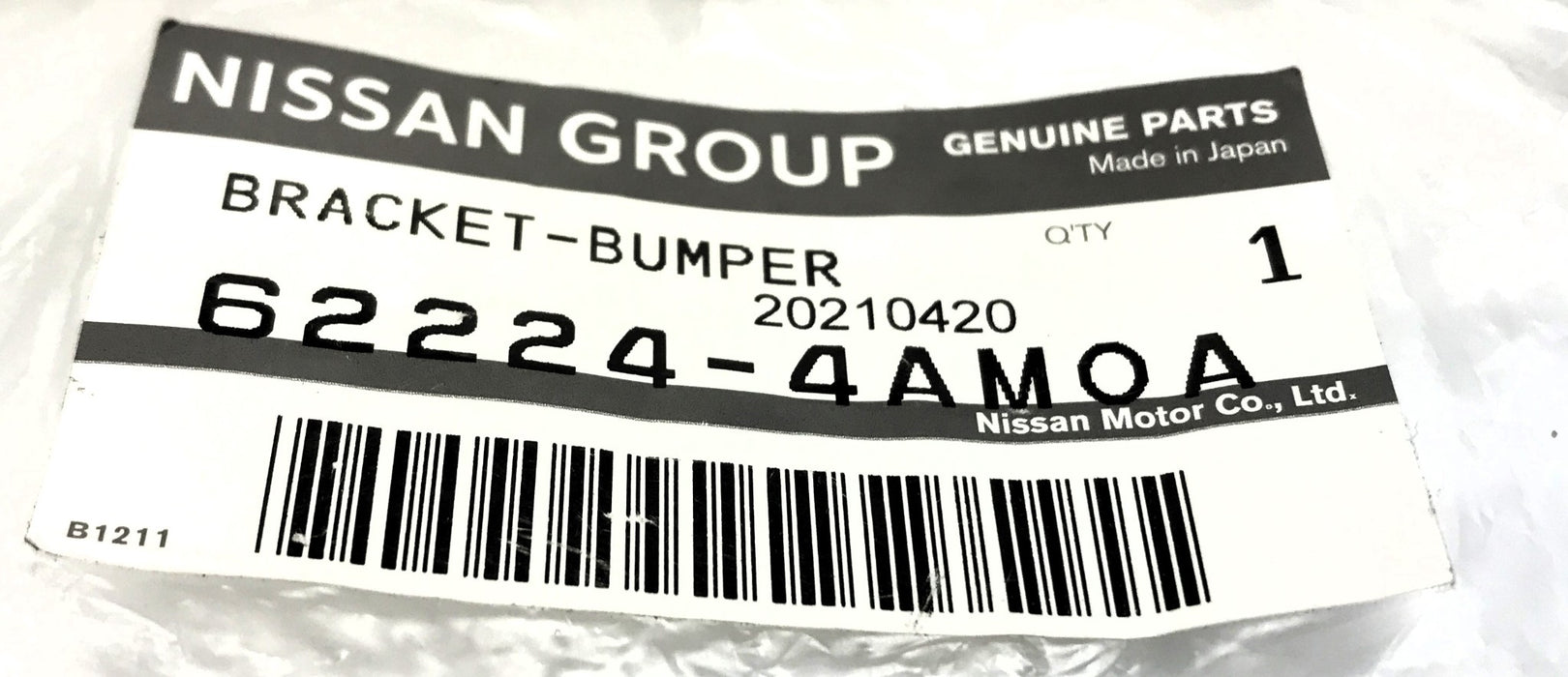 Nissan RH Bumper Bracket 62224-4AM0A NOS