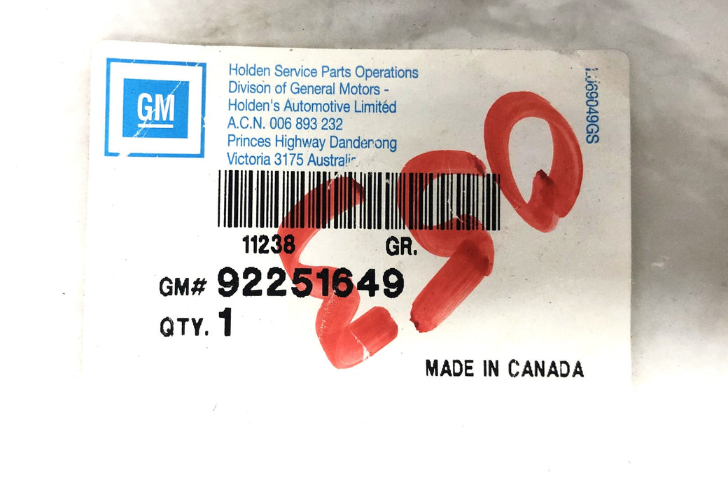 Gm OEM Transmission Auxiliary Fluid Cooler Inlet Pipe Assembly 92251649 NOS