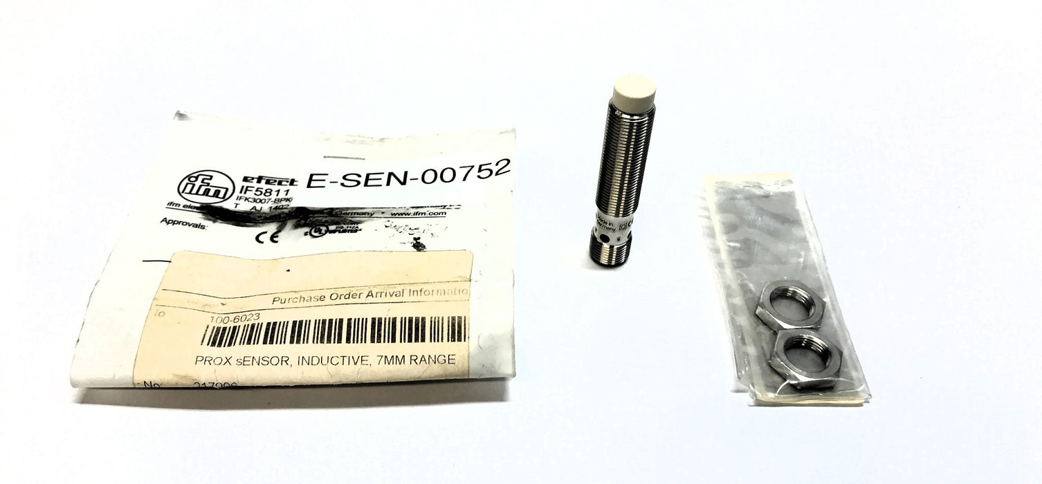 IFM Proximity Sensor IF5811 NOS