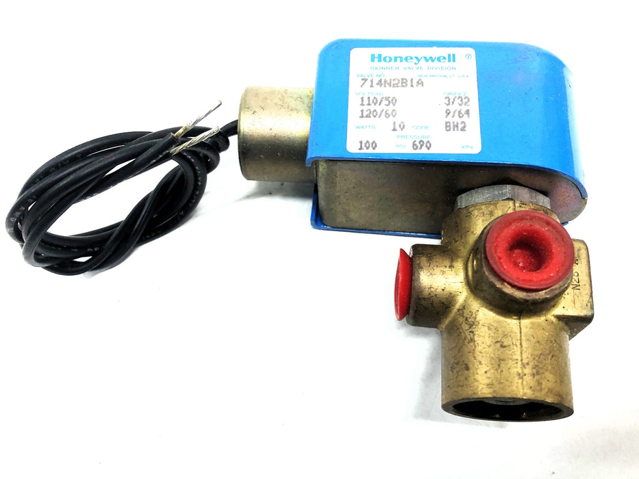 Honeywell 3-Way Solenoid Valve 714N2B1A NOS