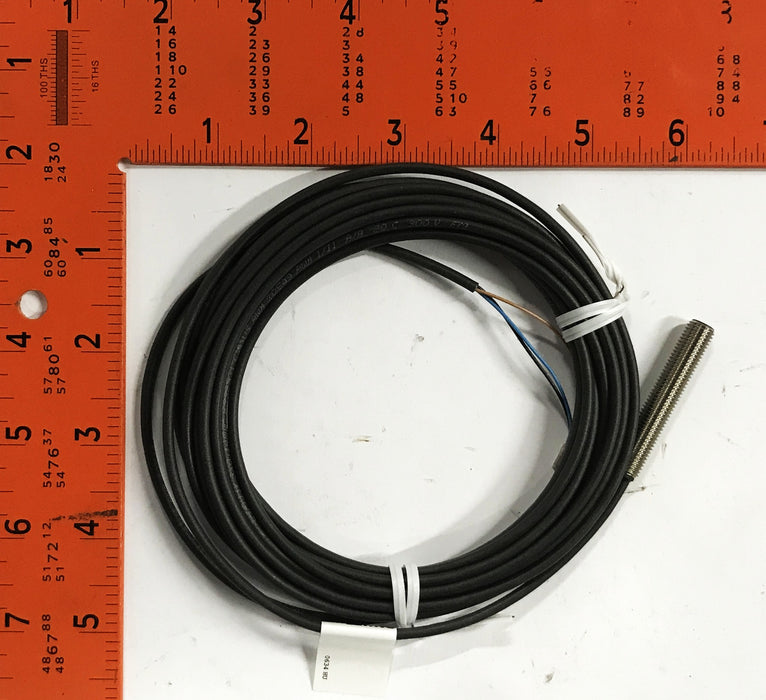 Balluff Proximity Sensor Switch BES-516-324-EO-C-PU-05 NOS