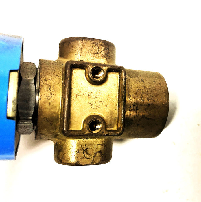 Honeywell 3-Way Solenoid Valve 714N2B1A NOS