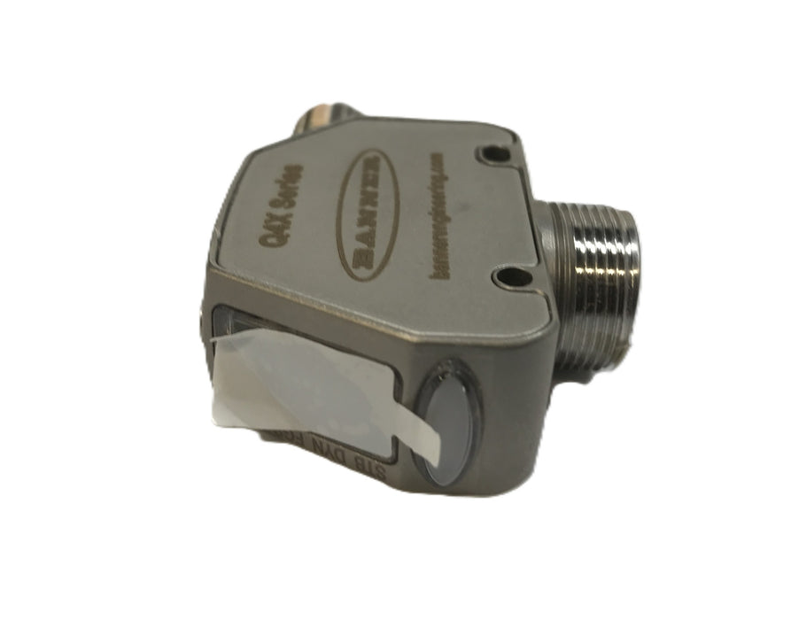 Banner Photoelectric Sensor Q4XTBLAF300-Q8 NOS