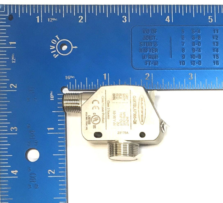 Banner Photoelectric Sensor Q4XTBLAF300-Q8 NOS