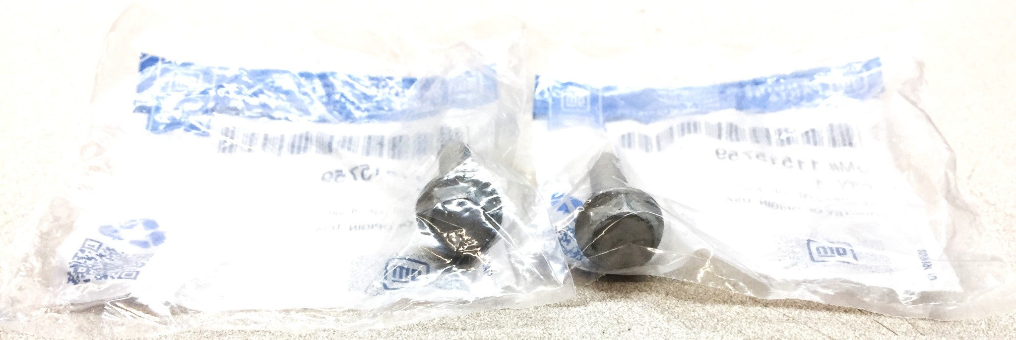 General Motors/GM 2-Speed Rear Axle Valve M8x1.25x45 Bolt 11515759 [Lot of 2]NOS