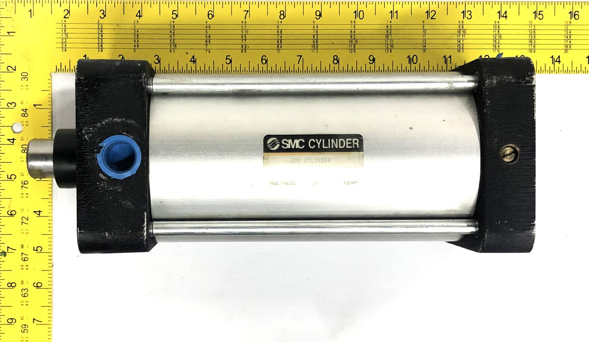 SMC 250 Max Pressure 17.5psi UUkgf/cm2 Air Cylinder NCDA1B400-0600-XA4US USED
