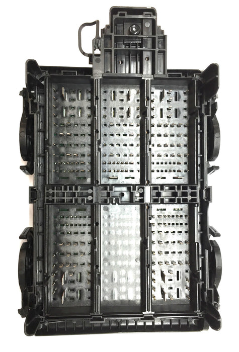 General Motors/GM Wiring Harness Junction Box 84303174 USED