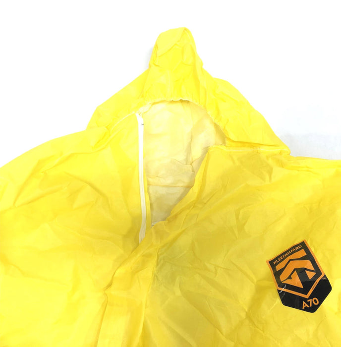 Kleenguard 4XL A70 M Yellow Hooded Coverall 00687 (00687-02) [Lot of 2] NOS