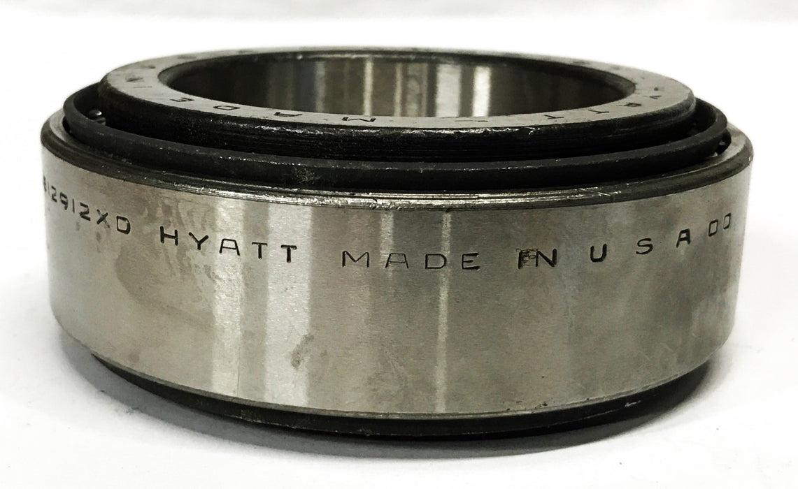 Hyatt Double Row Tapered Roller Bearing Assembly L812945 NOS