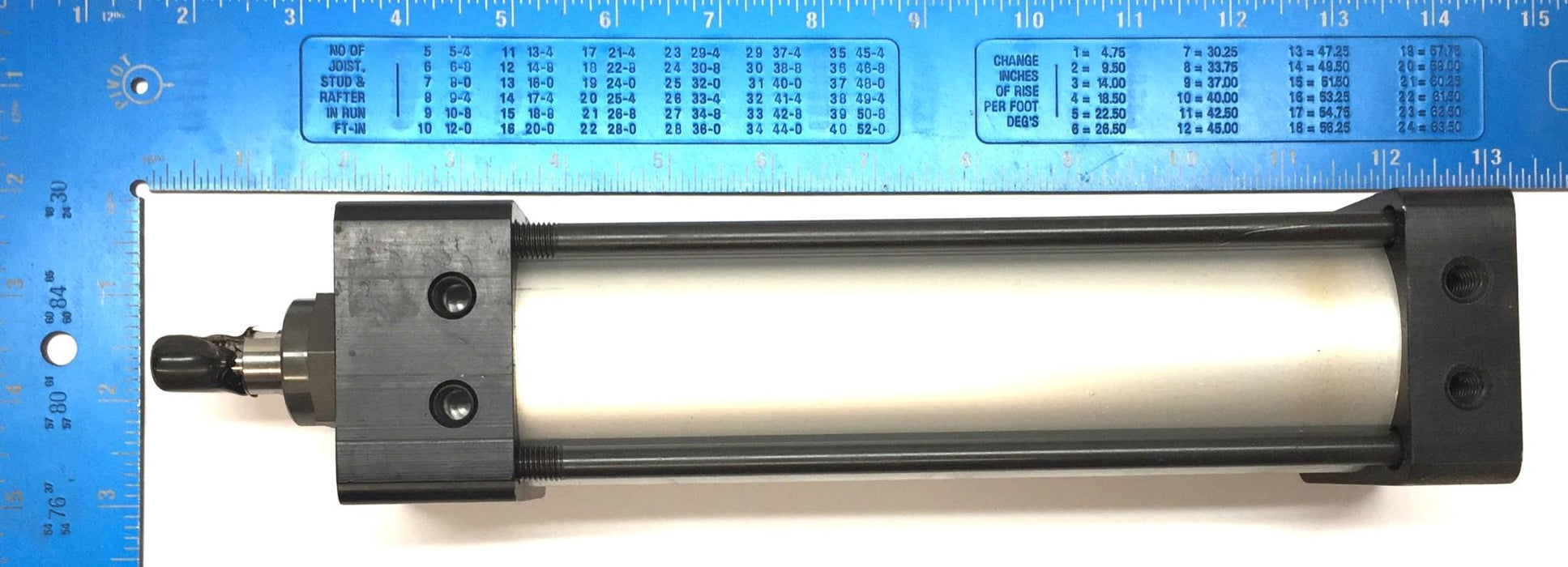 Mead Fluid Dynamics Pneumatic Cylinder HD1-200X6-FB-MP NOS
