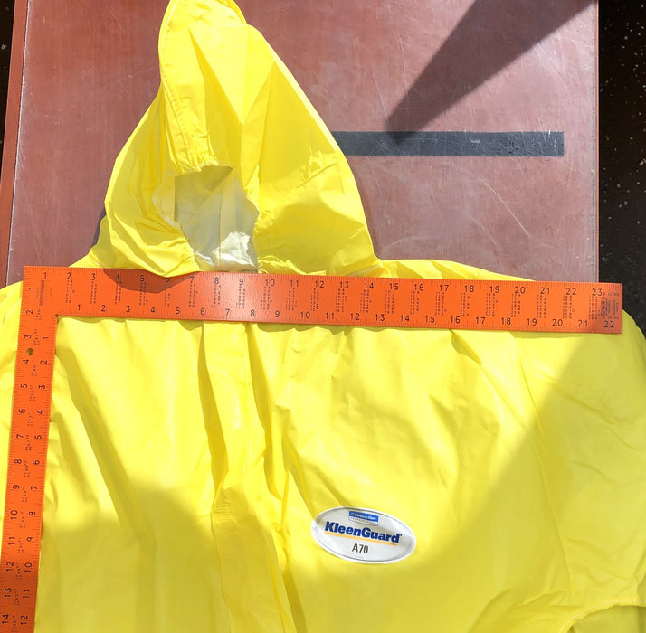 Kleenguard 3XL A70 M Yellow Hooded Coverall 00686 (00686-01) [Lot of 4] NOS