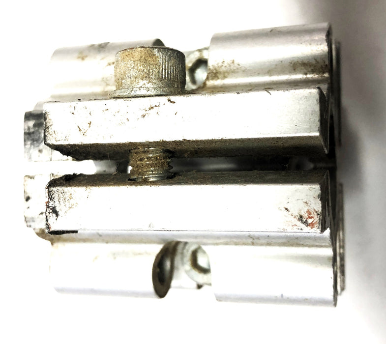 Unbranded Printer Bracketry Clamp 2-1/2x2-1/2x4-1/2 in USED
