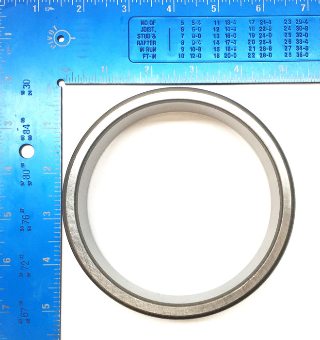 Rollway Outer Bearing Race Cup UM1311E NOS