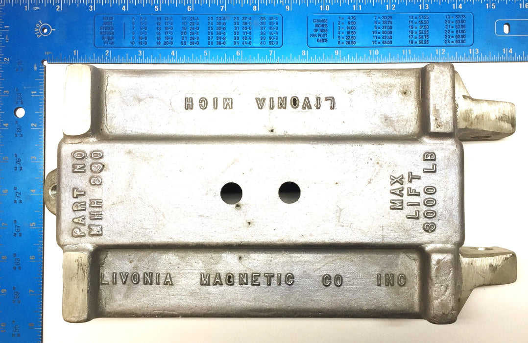 Livonia Magnetic Aluminum Heavy Lifting Magnet Enclosure MHH830 NOS
